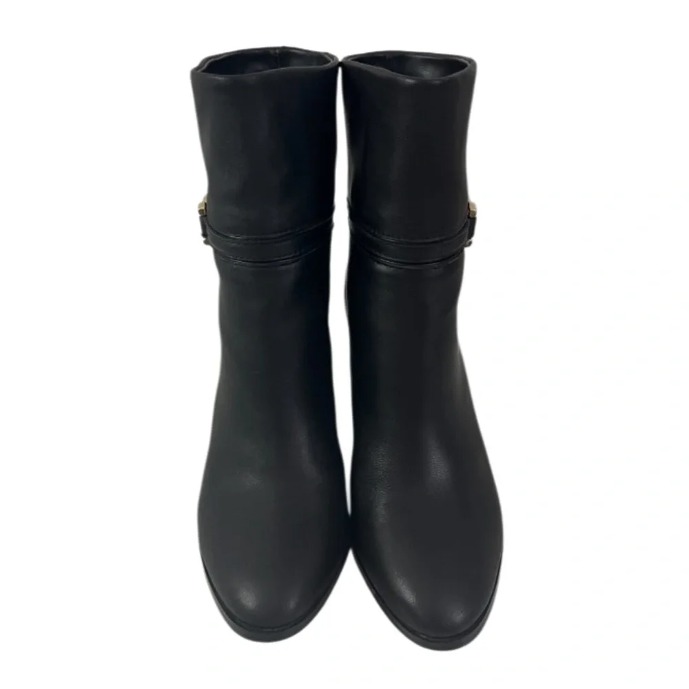 Express Like New Genuine Leather Pull-On Style Gold Detail Ankle Boots Black 6